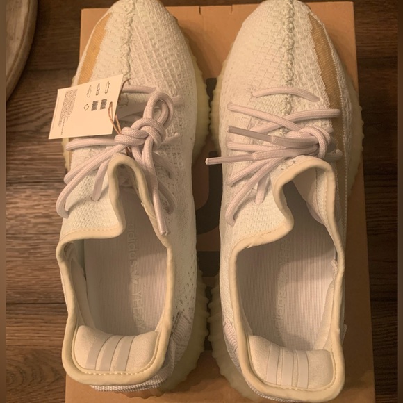 Adidas Yeezy Boost 350 V2 ‘Hyperspace’ - Picture 6 of 11